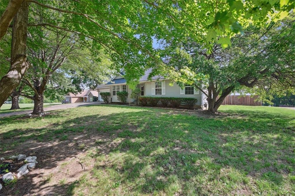 2709 Home Place Street