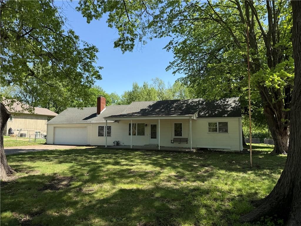 Photo of 13227 Bennington Avenue, Grandview, MO 64030 (MLS # 2618319)