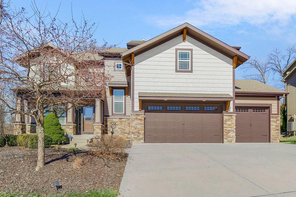 9726 Apple Blossom Lane