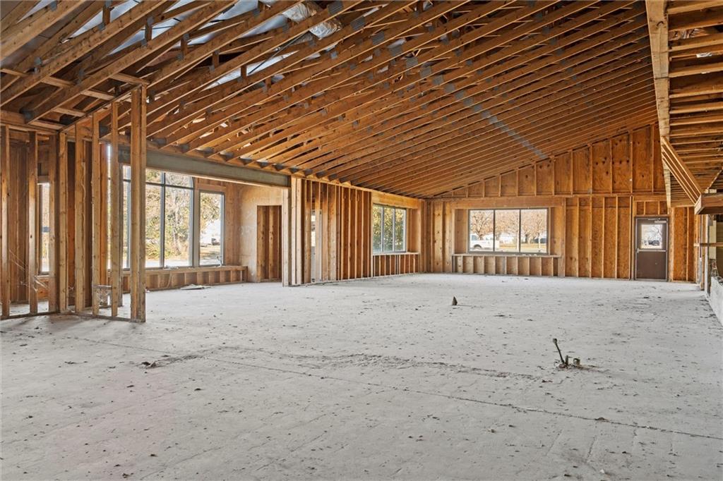 Photo 1 of 31 — 12300 Blue Ridge Extension, Grandview, MO 64030