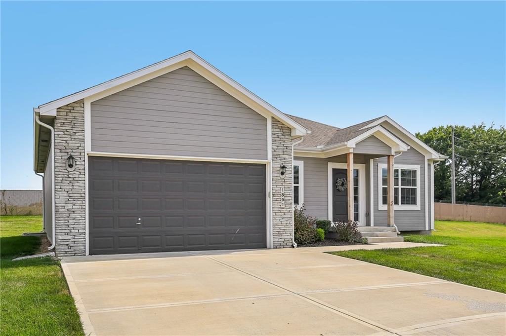 1801 NW Hilltop Court