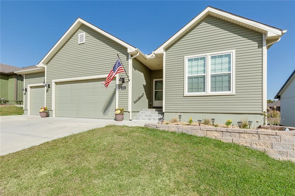 4004 NW 96th Terrace