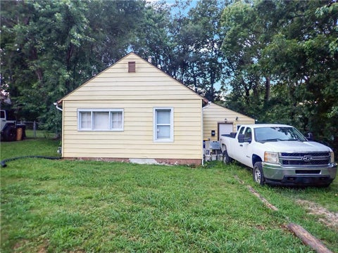 8438 Douglas Avenue, Kansas City, MO 64114 - MLS#: 2632220