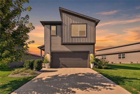 Photo of 18068 Hauser Street, Overland Park, KS 66013 (MLS # 2645252)