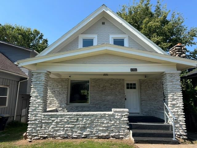 Photo of 4306 Highland Avenue, Kansas City, MO 64110 (MLS # 2642796)