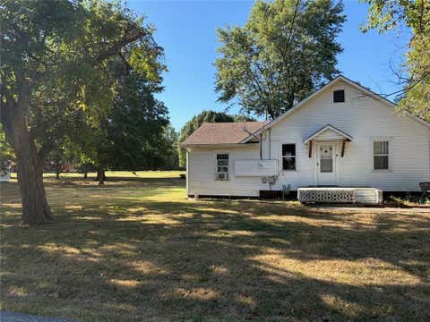 Photo of 3600 Grand Avenue, Parsons, KS 67357 (MLS # 2637657)