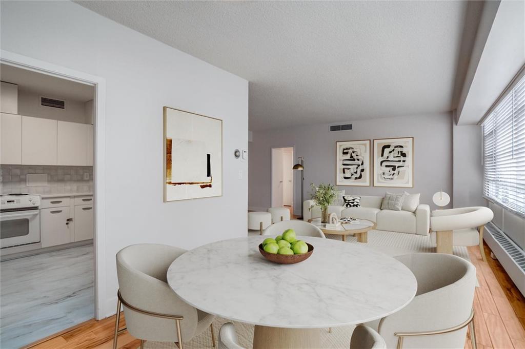 333 W Meyer  Unit 213 Boulevard