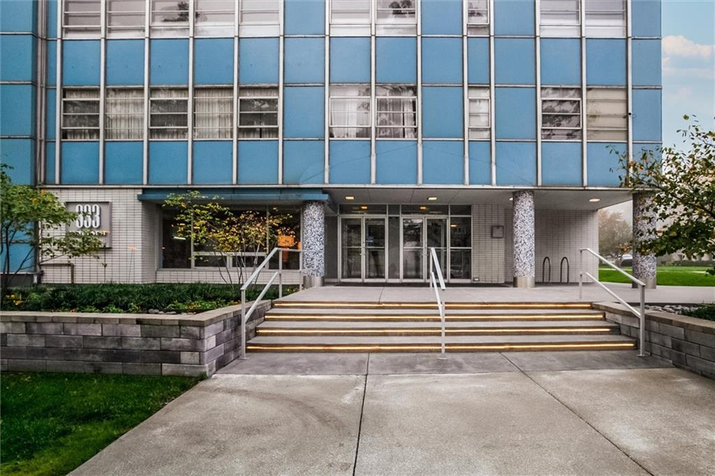 333 W Meyer  Unit 213 Boulevard