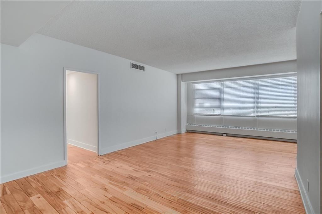 333 W Meyer  Unit 213 Boulevard