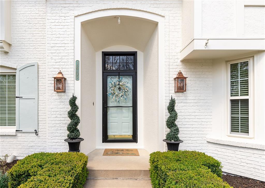 12705 Mohawk Circle