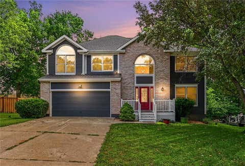 Photo of 4823 NW 57th Court, Kansas City, MO 64151 (MLS # 2632331)