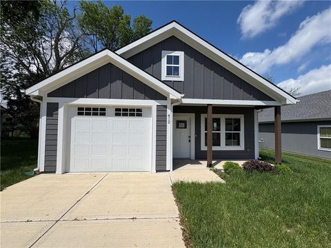 412 E Sea Avenue, Independence, MO 64050 - #: 2547268