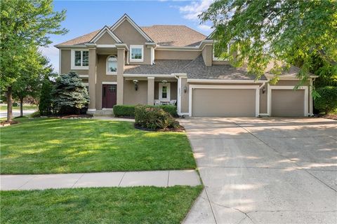 2201 SW Forestpark Circle Lee's Summit MO 64081