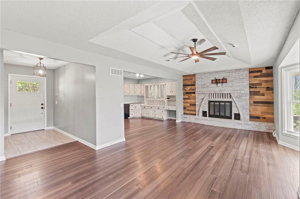 5977 SE 208th Street