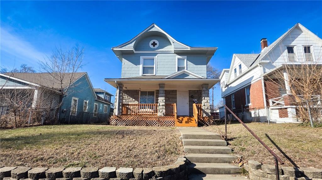 142 N BELLAIRE Avenue