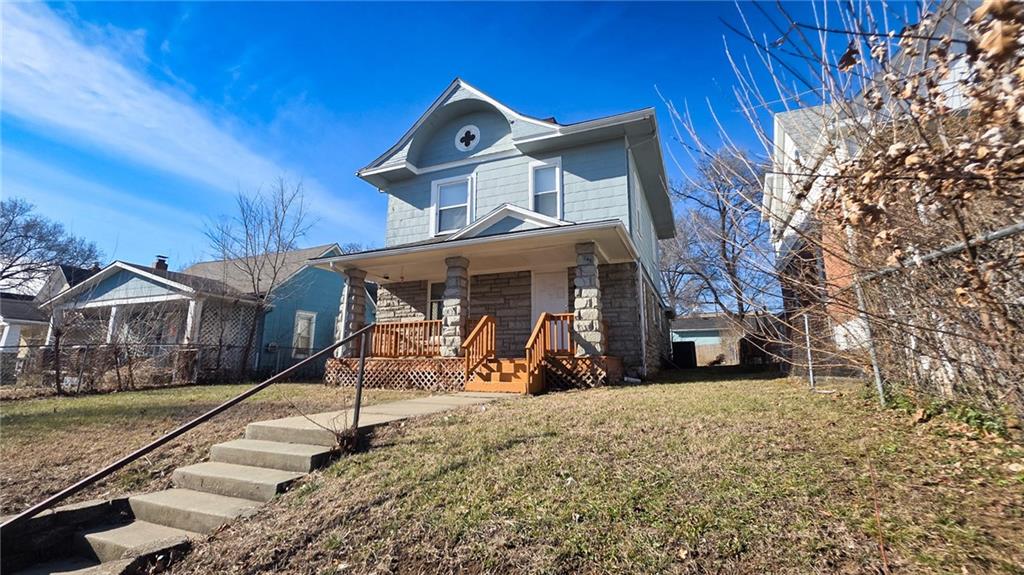 142 N BELLAIRE Avenue