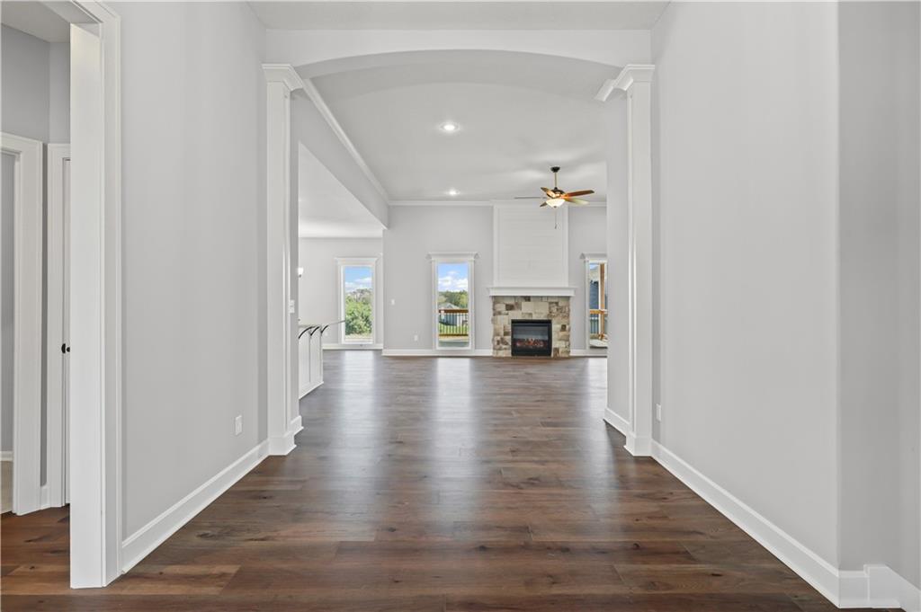 10205 N Winchester Avenue