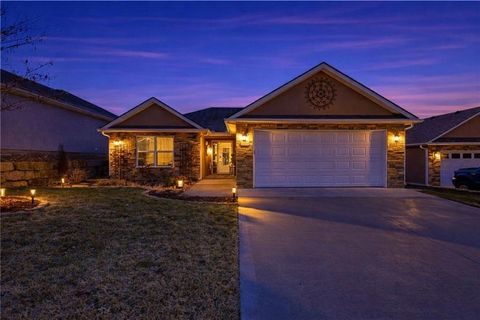 902 Highland Street, Pleasant Hill, MO 64080 - MLS#: 2595661