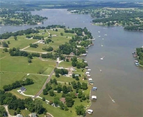 N GALLATIN, HAMILTON, MO 64644 - Image 65c0a470d43e89745a4811d943473be4/1879785271