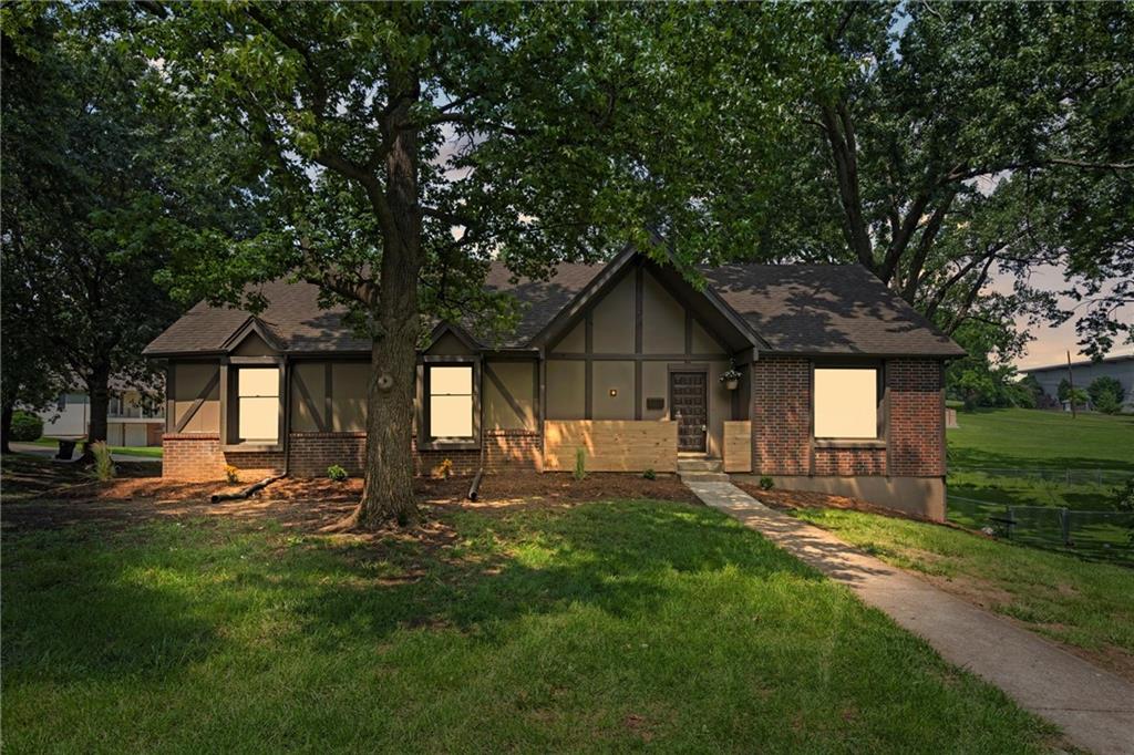 16 W Bridlespur Terrace