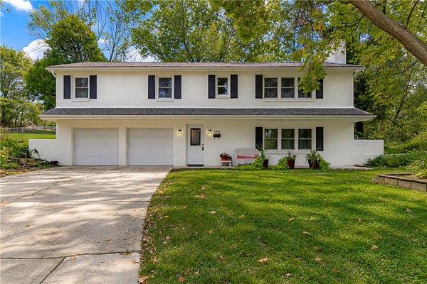 6101 ENGLEWOOD AVE, RAYTOWN, MO 64133 - Image 65ddc6fafbdd7ae8d4c66a1eb414d62a/3425268508