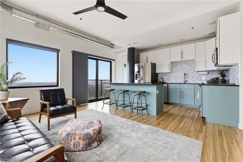 2940 Baltimore Avenue 1204 Kansas City MO 64108