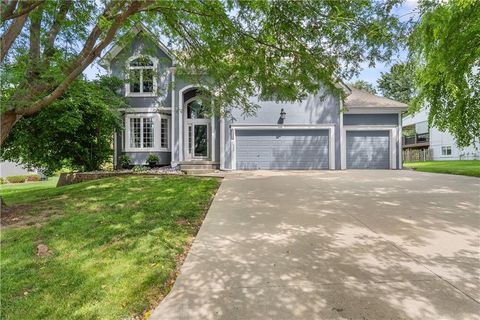 5717 NE Coral Drive, Lee\'s Summit, MO 64064 - MLS#: 2620260