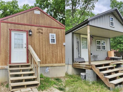Photo of 314 Huron Lane, Princeton, MO 64673 (MLS # 2621100)