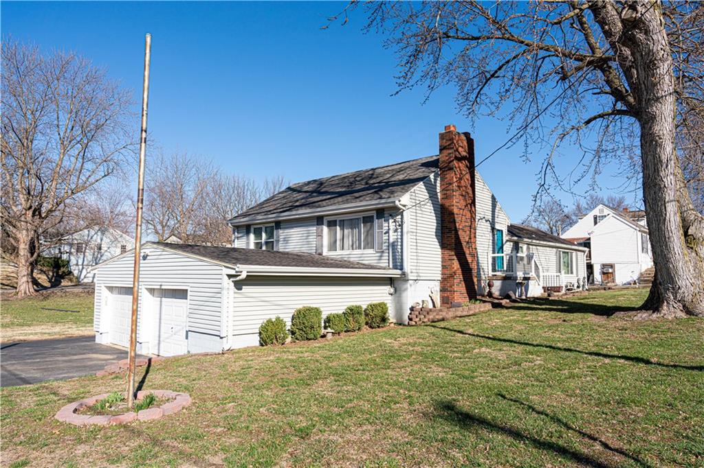 St Joseph, Missouri 64506, United States, 3 Bedrooms Bedrooms, ,2 BathroomsBathrooms,Residential,Active,91554