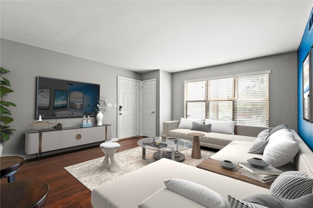 435 W 9th Street 204