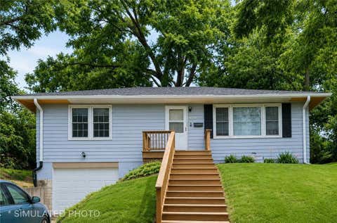 Photo of 1522 S 26th Street, St Joseph, MO 64507 (MLS # 2634024)