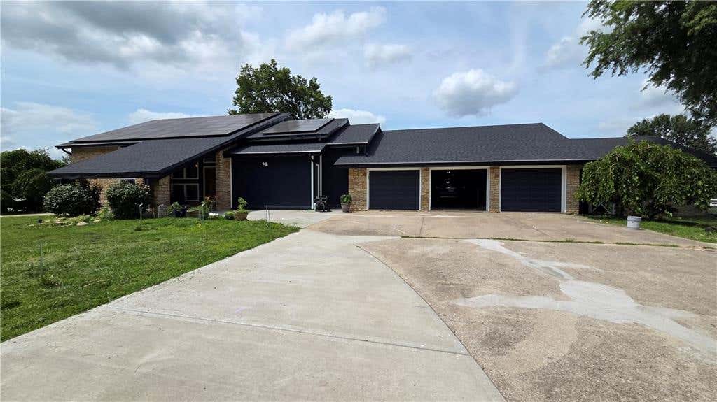 Photo of 23600 E 88th Street, Lees Summit, MO 64064 (MLS # 2632576)