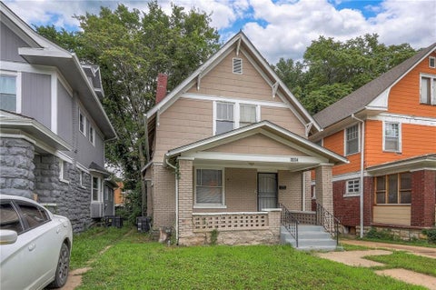 Photo of 3034 E 32nd Street, Kansas City, MO 64128 (MLS # 2640957)