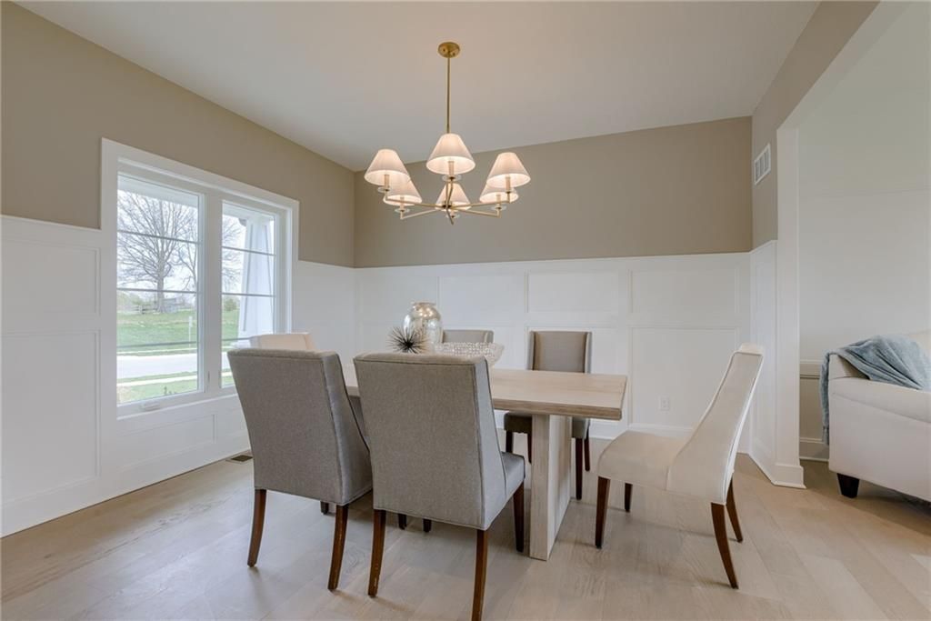 Photo of 1849 Arbor Trail, Liberty, MO 64068 (MLS # 2588425)