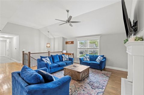 Tiny photo for 433 Lilly Lane, Liberty, MO 64068 (MLS # 2614708)