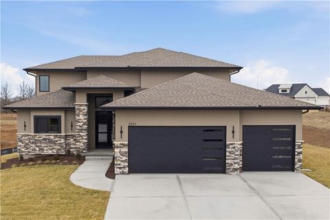 2531 NE Woodland Oak Circle, Lee\'s Summit, MO 64086 - MLS#: 2549530
