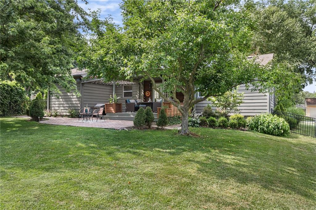 4631 W 61st Street