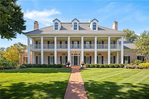 11712 Brookwood Avenue Leawood KS 66211