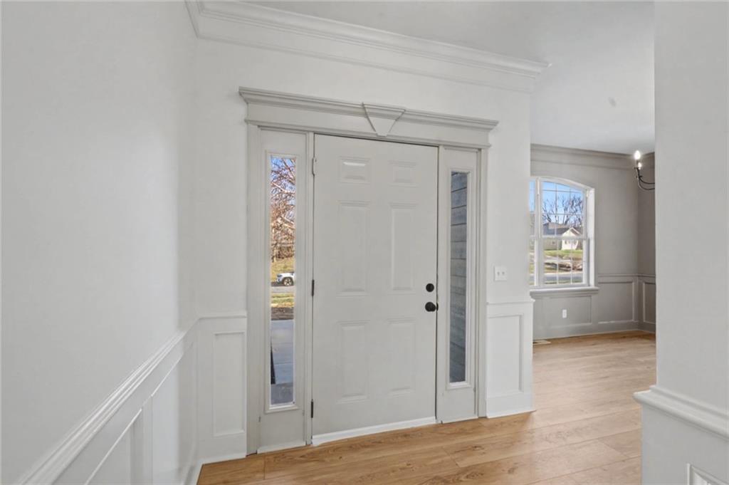 121 Hillside Drive