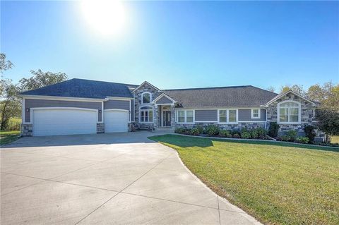 Photo of 449 N 86th Street, Kansas City, KS 66112 (MLS # 2583279)