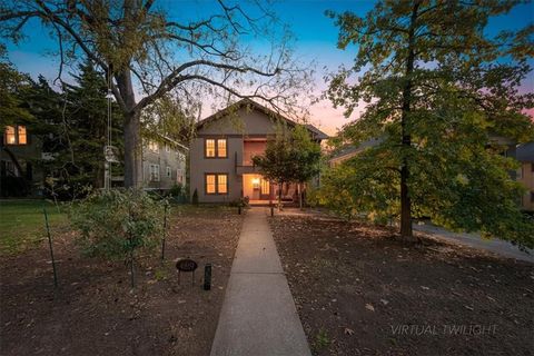 4819 Holly Street Kansas City MO 64112