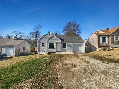 4444 N Chestnut Avenue Kansas City MO 64117