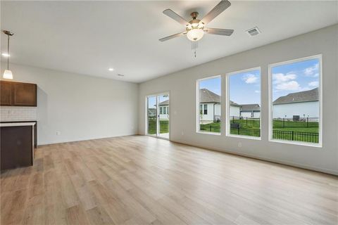 Photo of 120 NW Mulberry Court, Blue Springs, MO 64014 (MLS # 2581732)