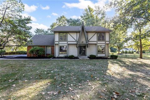 Photo of 11801 W 149th Street, Olathe, KS 66062 (MLS # 2581027)