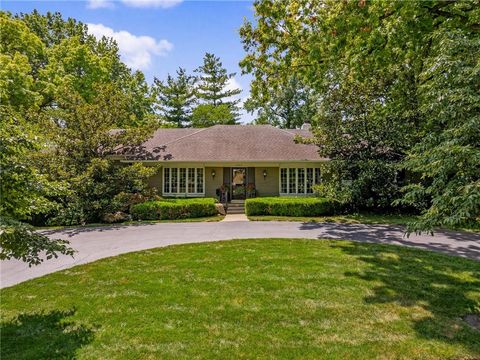 1903 W 67th Terrace Mission Hills KS 66208