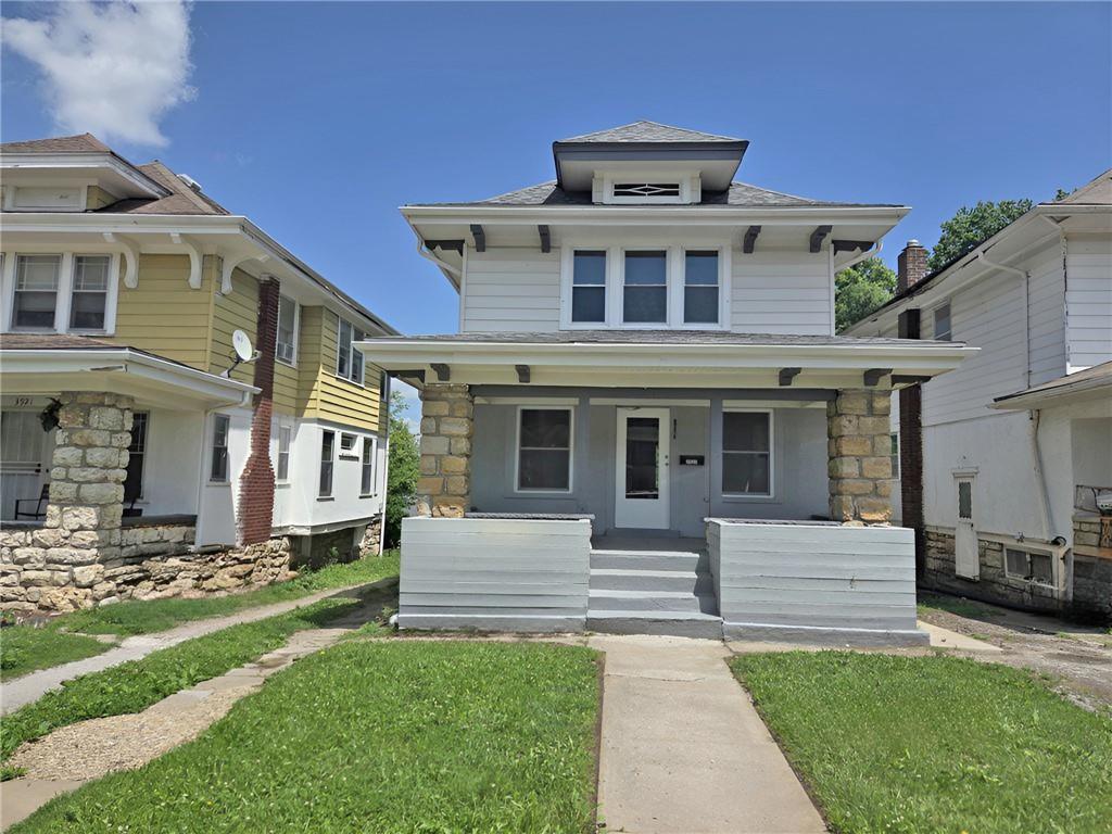 Photo of 3923 College Avenue, Kansas City, MO 64130 (MLS # 2642810)