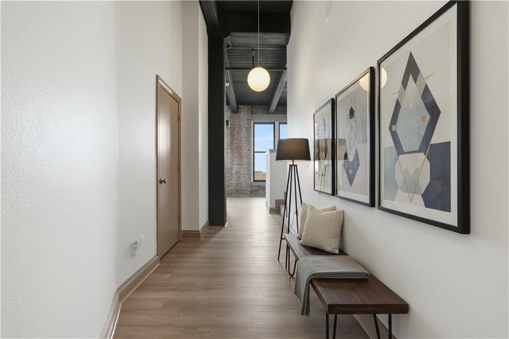 Photo of 308 W 8th Street #418, Kansas City, MO 64105 (MLS # 2598463)