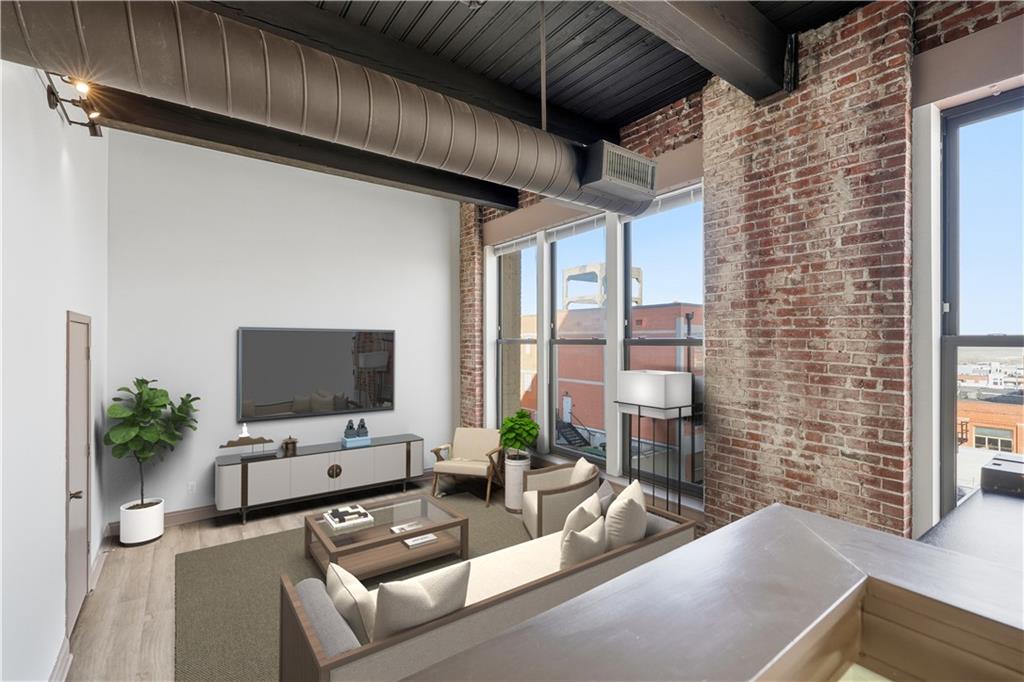 308 W 8th Street 418