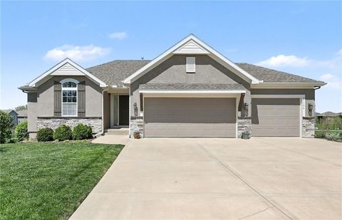 21106 W 190 Terrace Spring Hill KS 66083