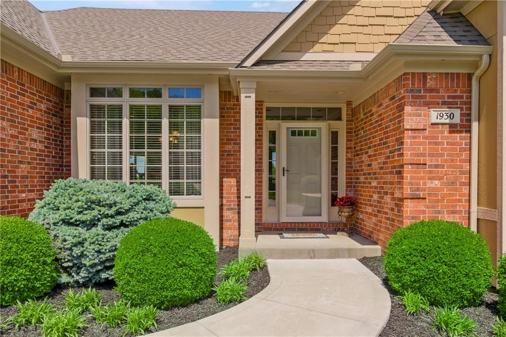 1930 Woodridge Drive